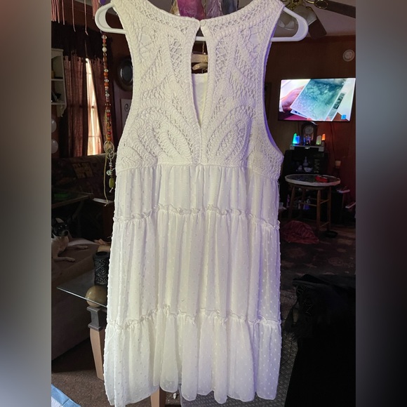 Beautiful White Fringe Dress - Picture 1 of 4